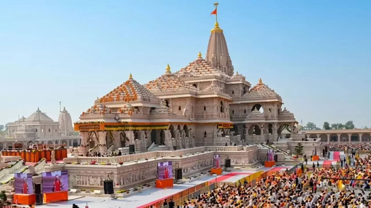 राम मंदिर दान विवाद: SIT ने यूपी सरकार को सौंपी प्रारंभिक जांच रिपोर्ट, लखनऊ कमिश्नर बोले- 15 दिनों में आएगी फाइनल रिपोर्ट