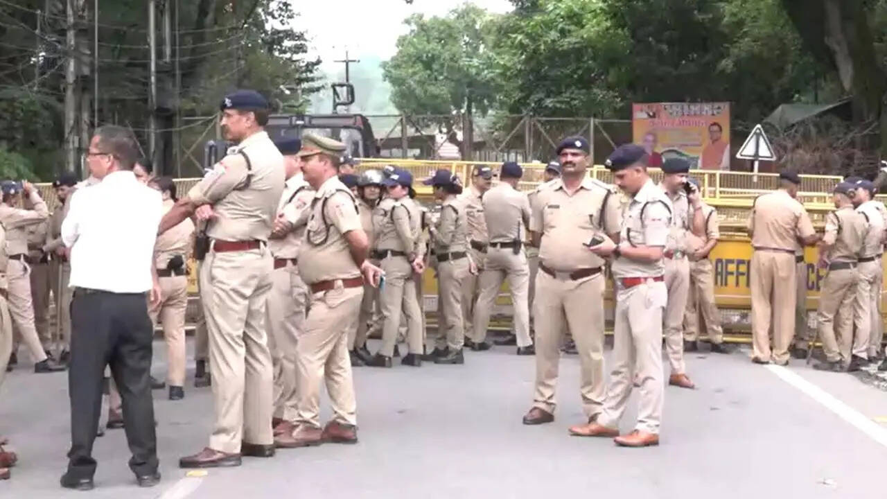 Uttarakhand News: मसूरी, हरिद्वार, ऋषिकेश और केदारनाथ को बम से उड़ाने की धमकी, खालिस्तानी नाम से आया Email