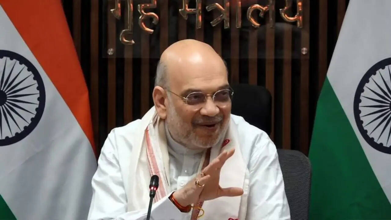 दुनिया के सबसे बड़े दही उत्पादन संयंत्र का शिलान्यास, 'वर्ड म्यूजियम' का उद्घाटन... अमित शाह का बंगाल दौरा क्यों है बेहद खास?