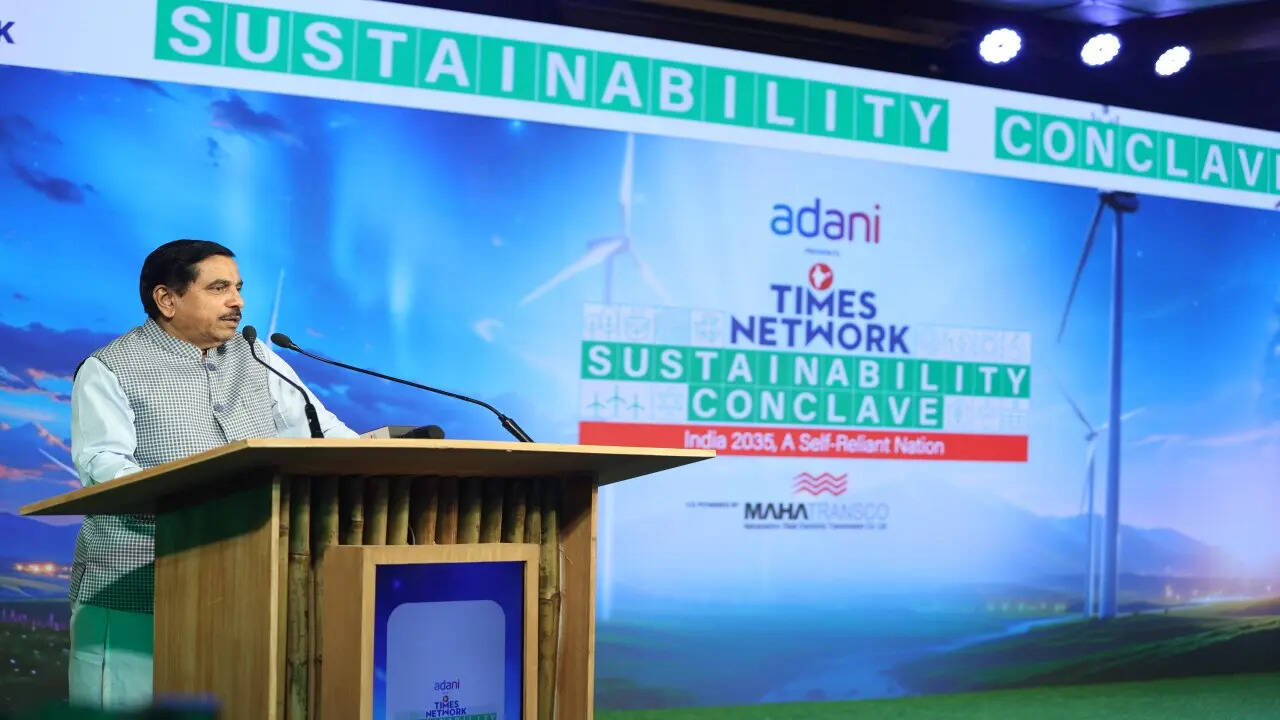 Times Network Sustainability Conclave 2026 : विंड-सोलर एनर्जी स्टोरेज सिस्टम में जमकर हुआ निवेश, जल्द सस्ती होगी बिजली : प्रल्हाद जोशी