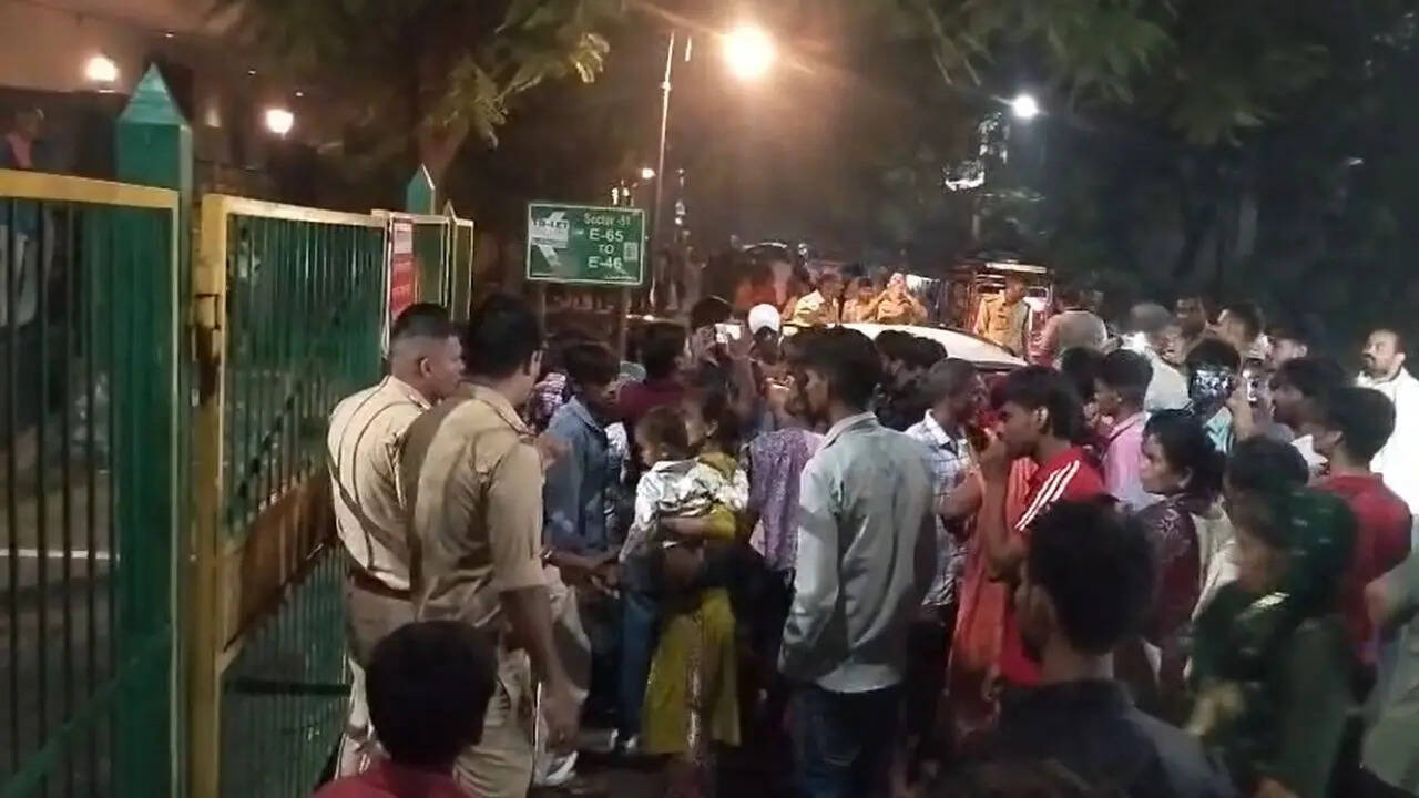 नोएडा में 18 वर्षीय घरेलू सहायिका की संदिग्ध मौत, फंदे में लटका मिला शव; जांच जारी