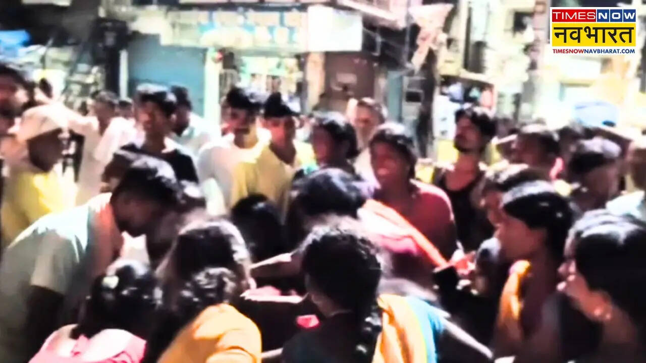 नालंदा में पंचायत समिति सदस्य की हत्या से सनसनी, सड़क पर शव रखकर ग्रामीणों ने उठाई आरोपियों की गिरफ्तारी की मांग
