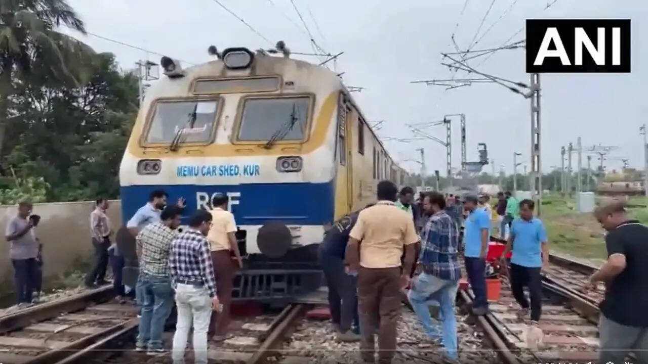 Train Derail:ओडिशा के पुरी स्टेशन के पास टला एक बड़ा हादसा; पटरी से उतरी तालचेर-पुरी ट्रेन