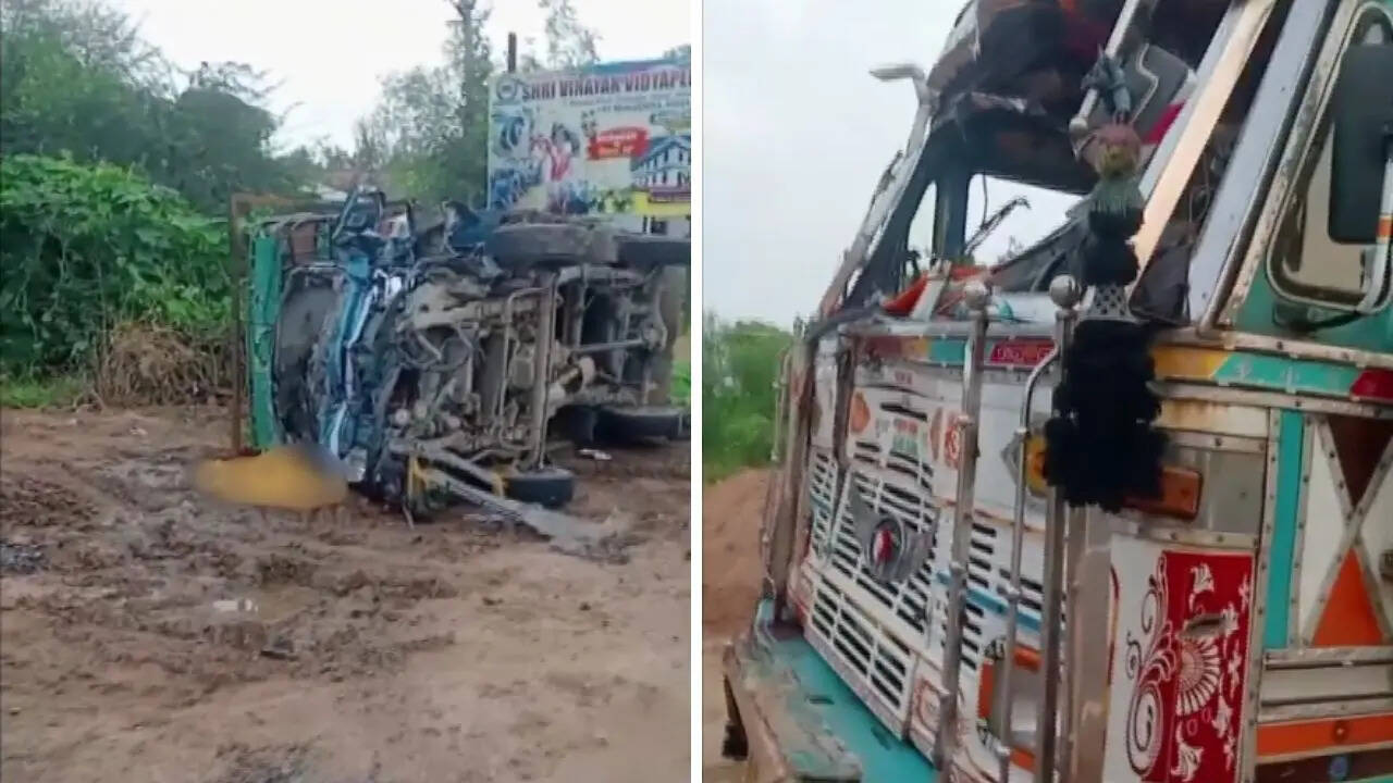 भिंड में भीषण हादसा, पिकअप वैन और ट्रक की जोरदार टक्कर; 8 लोगों की मौत