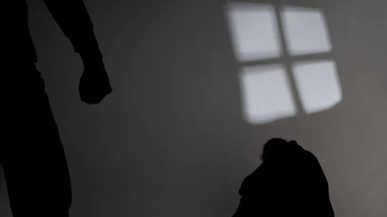 छत्तीसगढ़ में एक शख्स ने अपनी 16 साल की बेटी के साथ संग किया रेप, उसके बेटे को बेच डाला